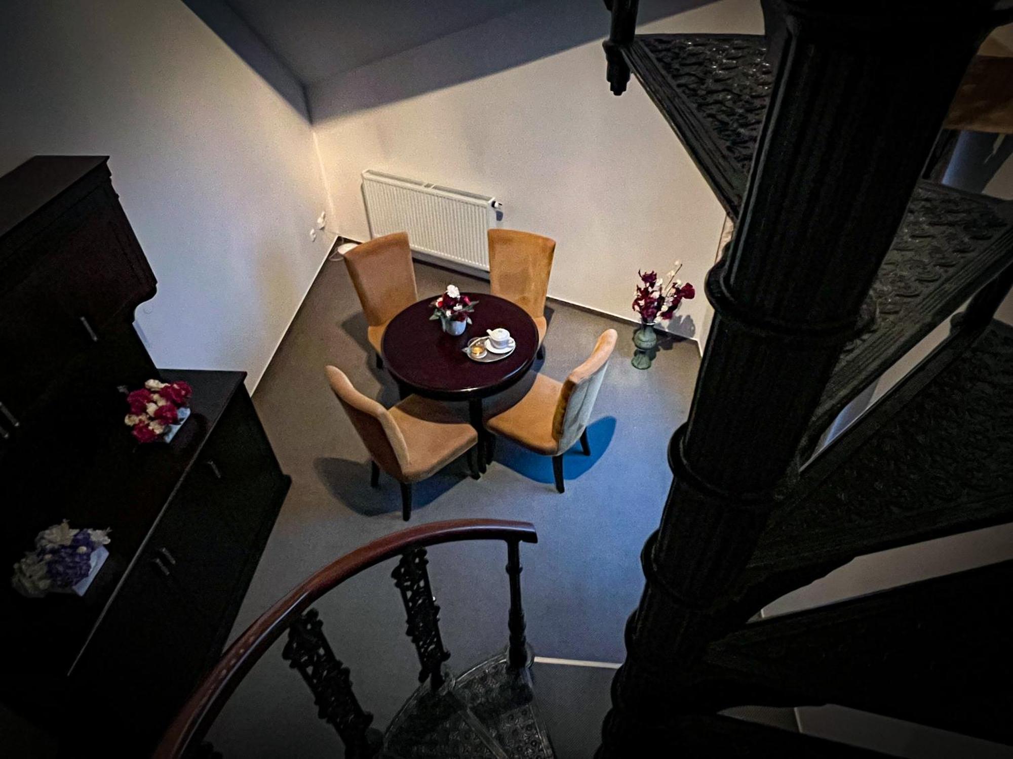 Nepomuk Hotel U Zeleneho Stromu מראה חיצוני תמונה